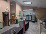 2550 Oak Street - Photo 7