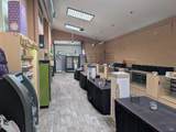 2550 Oak Street - Photo 9