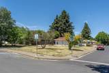 402 Grove Avenue - Photo 22