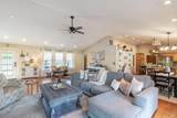 1040 Berry Lane - Photo 19