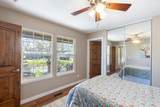 1040 Berry Lane - Photo 32