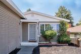 327 Pecan Street - Photo 11