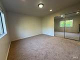 1733 Las Pravadas Court - Photo 17