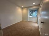 1733 Las Pravadas Court - Photo 21