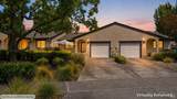 204 Vista Court - Photo 1