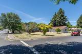 402 Grove Avenue - Photo 4