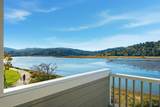 6041 Shelter Bay Avenue - Photo 15
