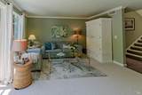 112 Surrey Lane - Photo 4