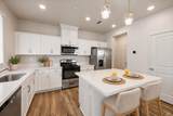 128 Clownfish Street - Photo 5