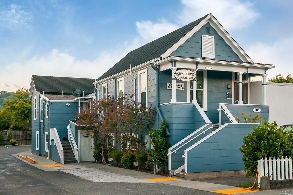 1315 2nd Street - Photo 1