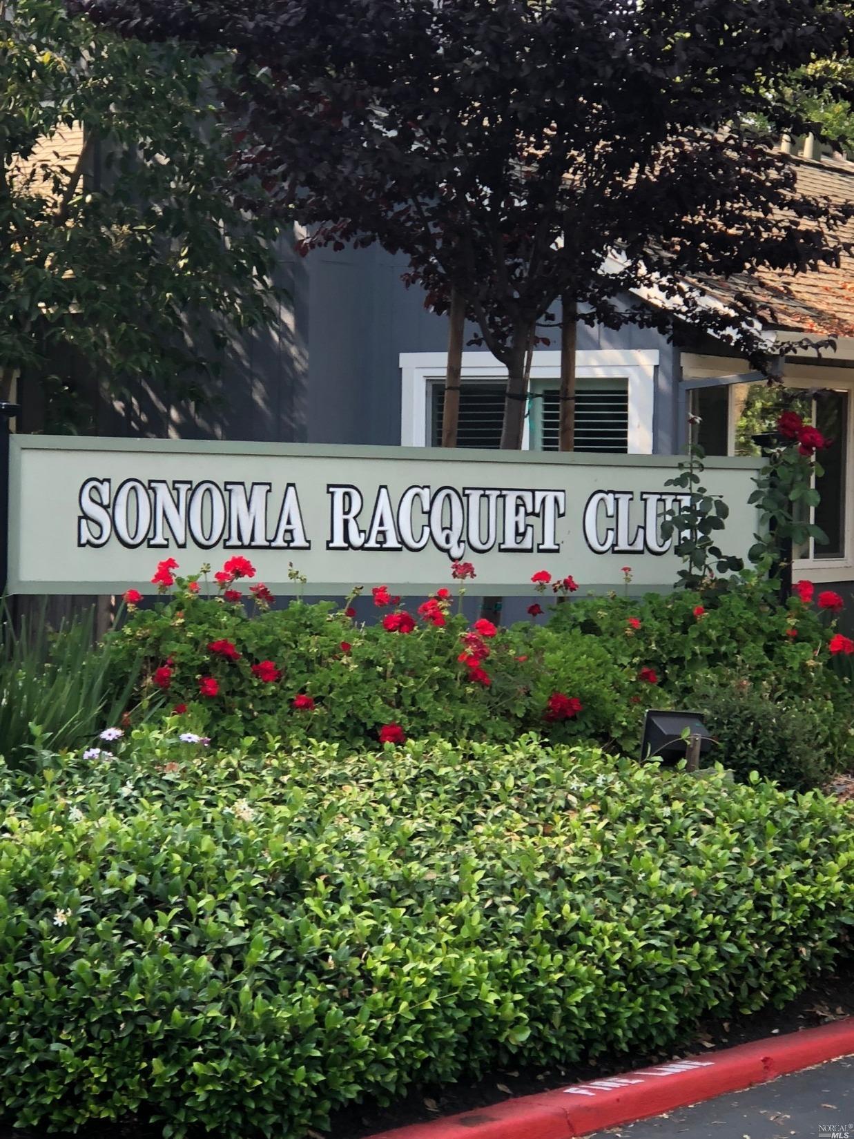 709 Racquet Club Circle - Photo 1