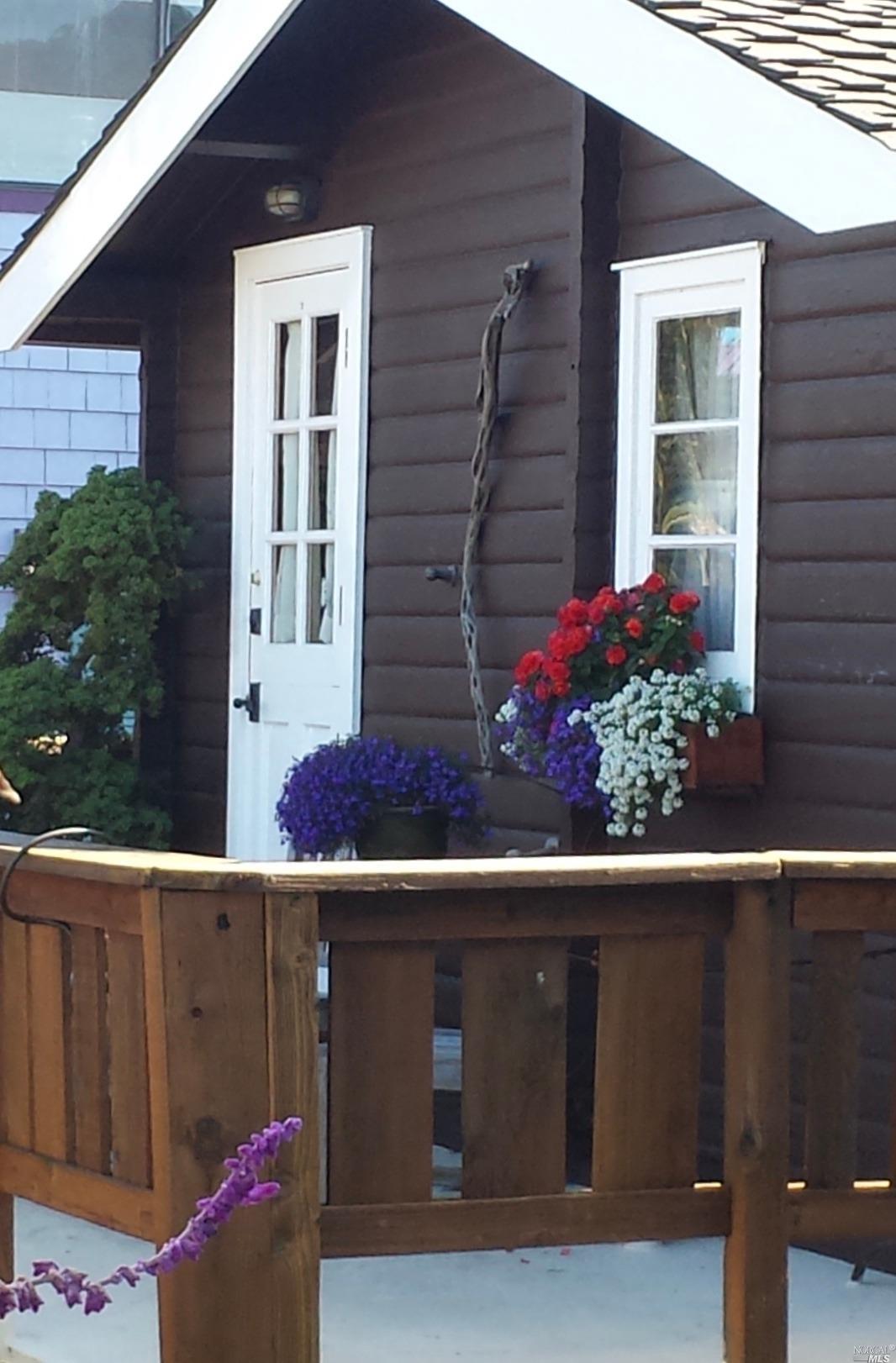 46 Issaquah Dock - Photo 1