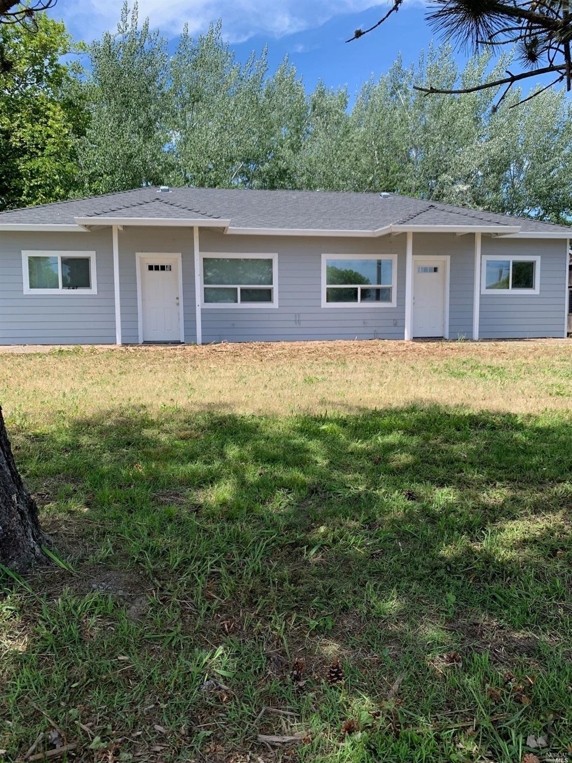3143 Lakeshore Boulevard - Photo 1