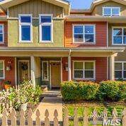 107 Firefly Lane - Photo 1
