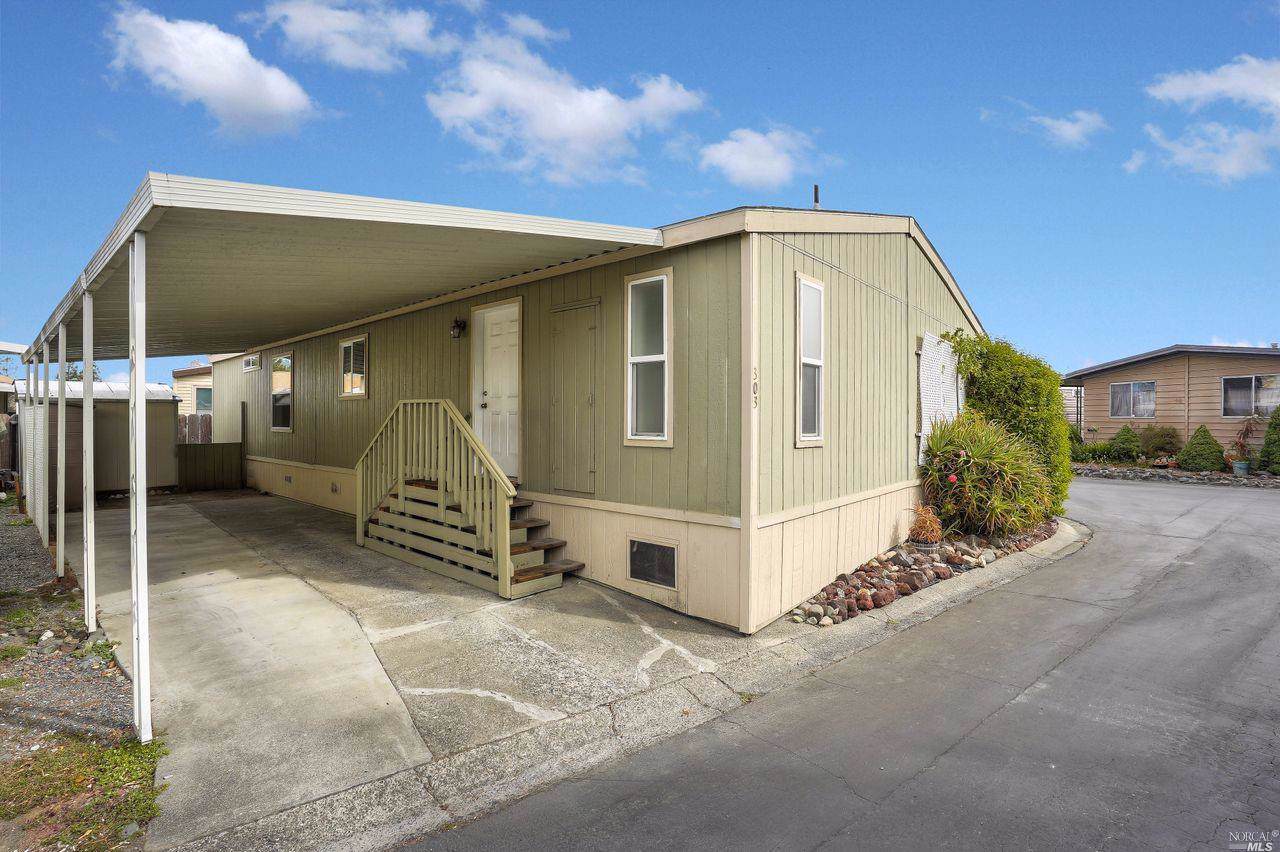 303 Locust Tree Way - Photo 1
