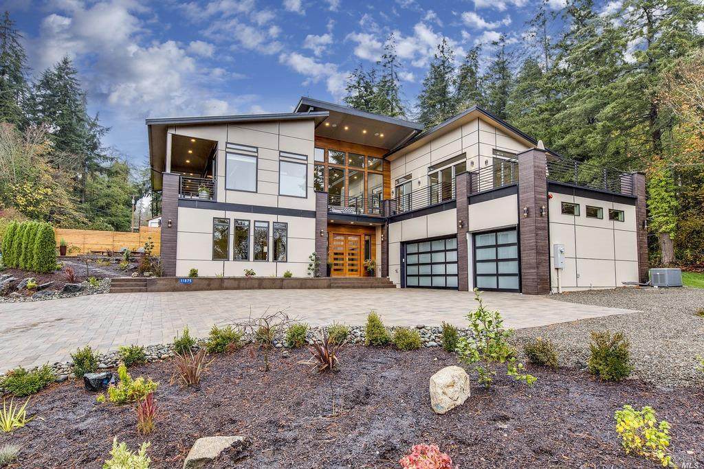 5059 Greyson Creek Drive - Photo 1
