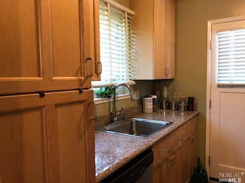 207 Antoinette Court - Photo 1