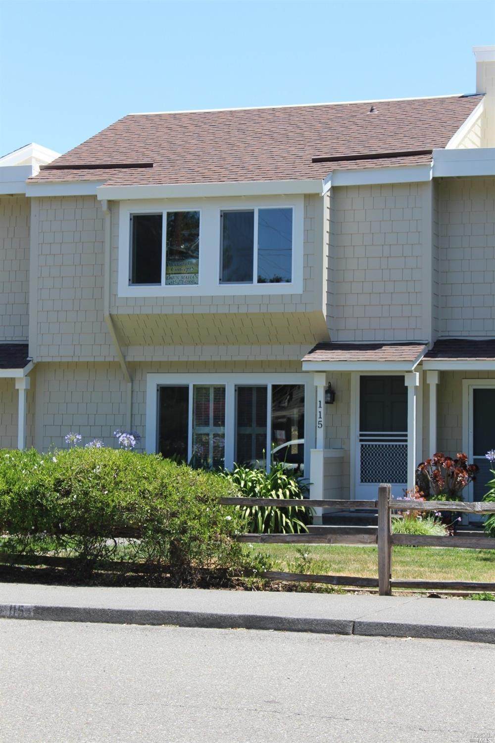 115 Caspar Place - Photo 1