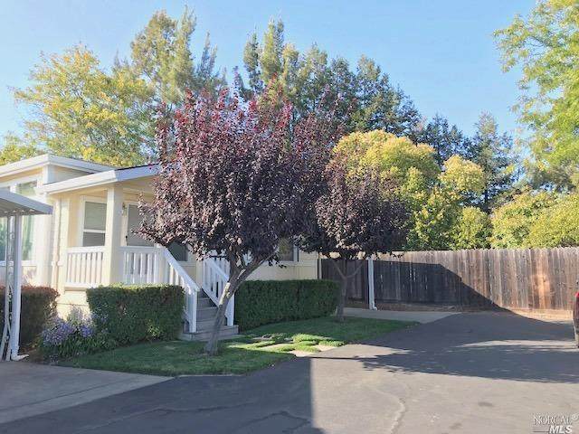 137 Candlewood Drive - Photo 1