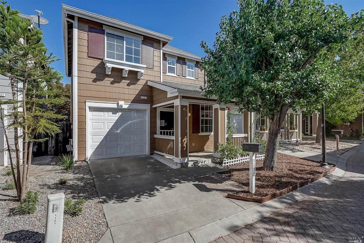 1125 Brighton View Circle - Photo 1