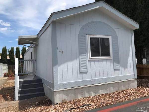 142 Sunset Lane - Photo 1