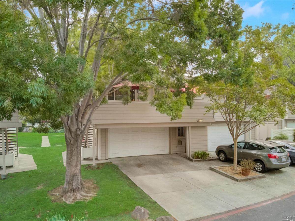 34 Lassen Lane - Photo 1