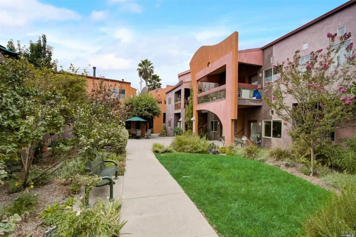 1350 Yulupa Avenue - Photo 1