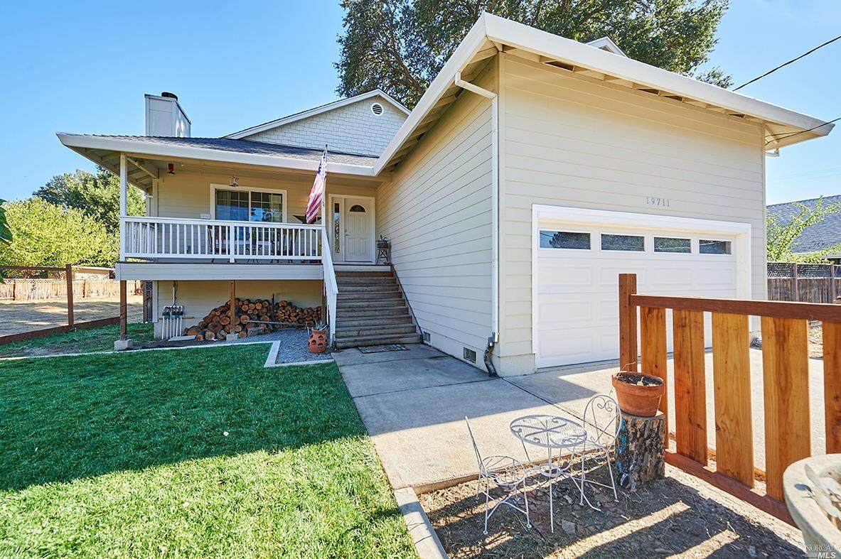 19711 Oak Flat Road - Photo 1