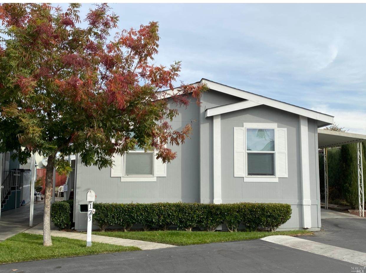 173 Pear Lane - Photo 1