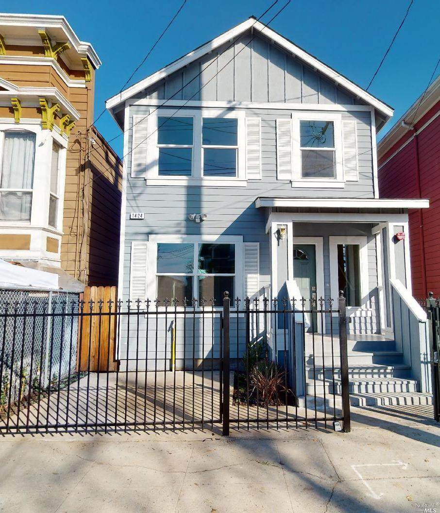 1424 12th Street - Photo 1