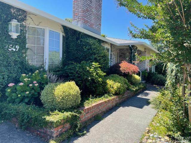 7549 Oak Leaf Drive - Photo 1