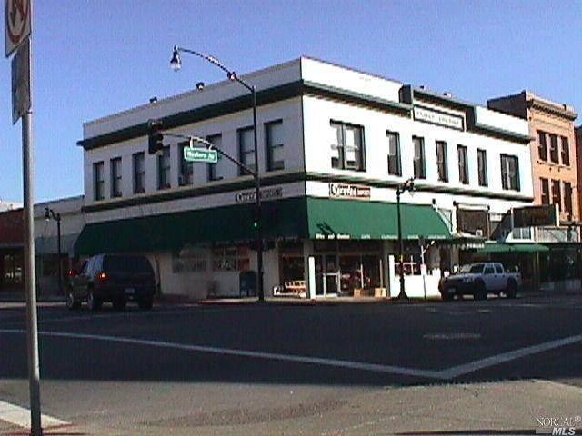 24 Western Avenue - Photo 1