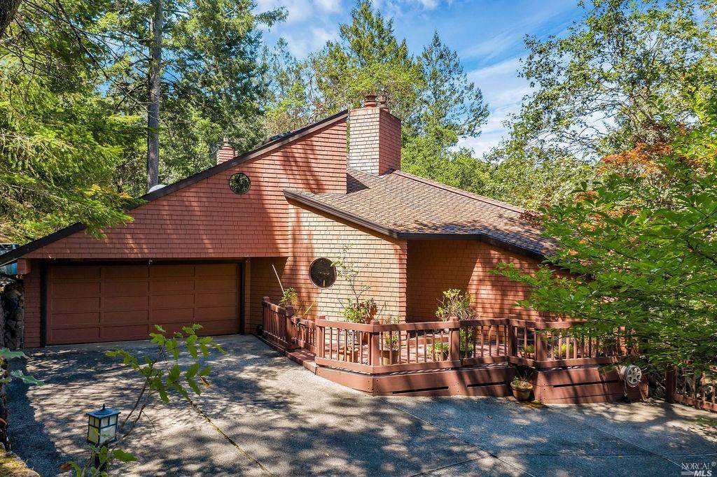811 Wild Oak Drive - Photo 1