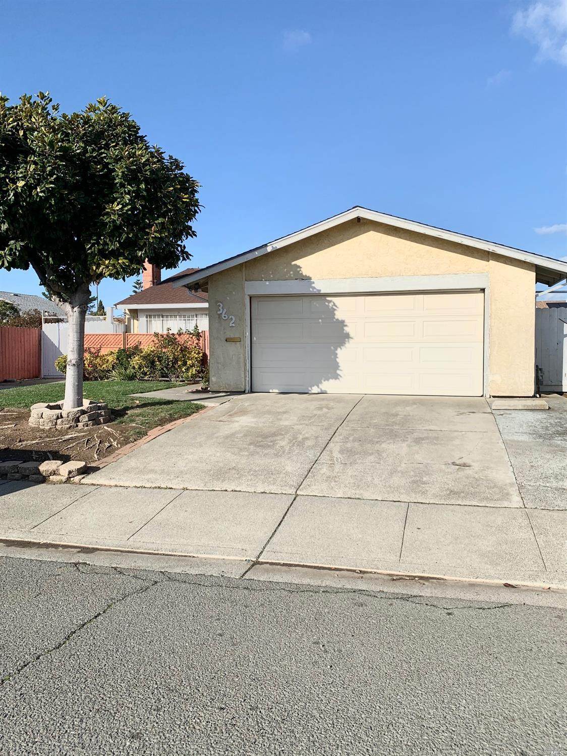 362 Meadows Drive - Photo 1