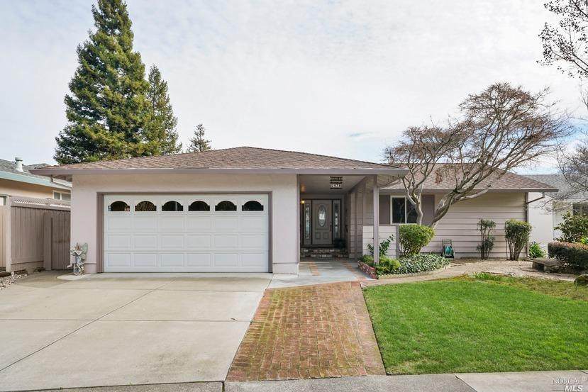 2578 Bradford Street - Photo 1
