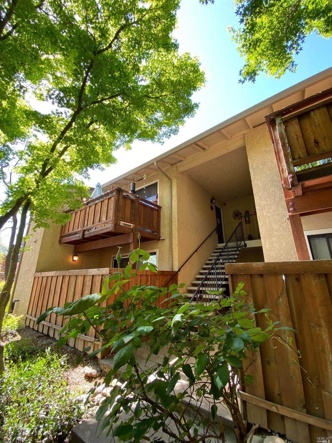 646 Arcadia Drive - Photo 1