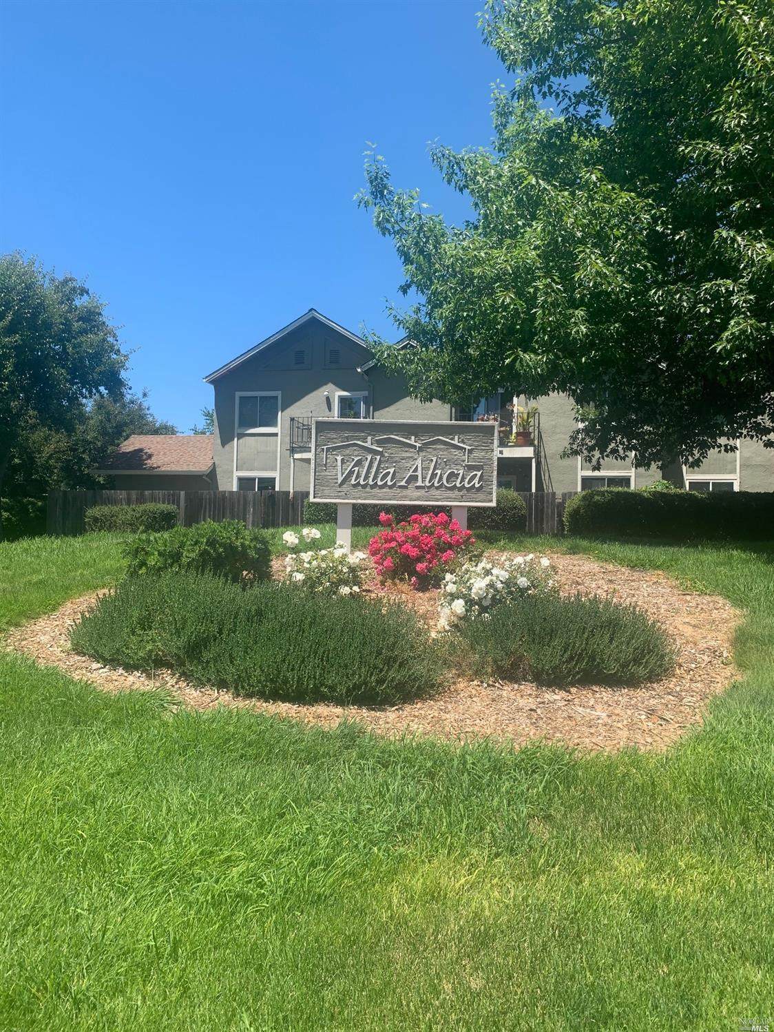 654 Santa Alicia Drive - Photo 1