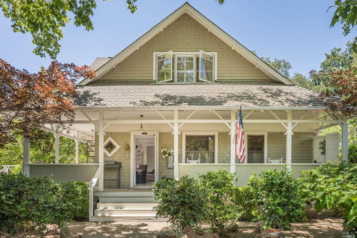 1556 Spring Street - Photo 1