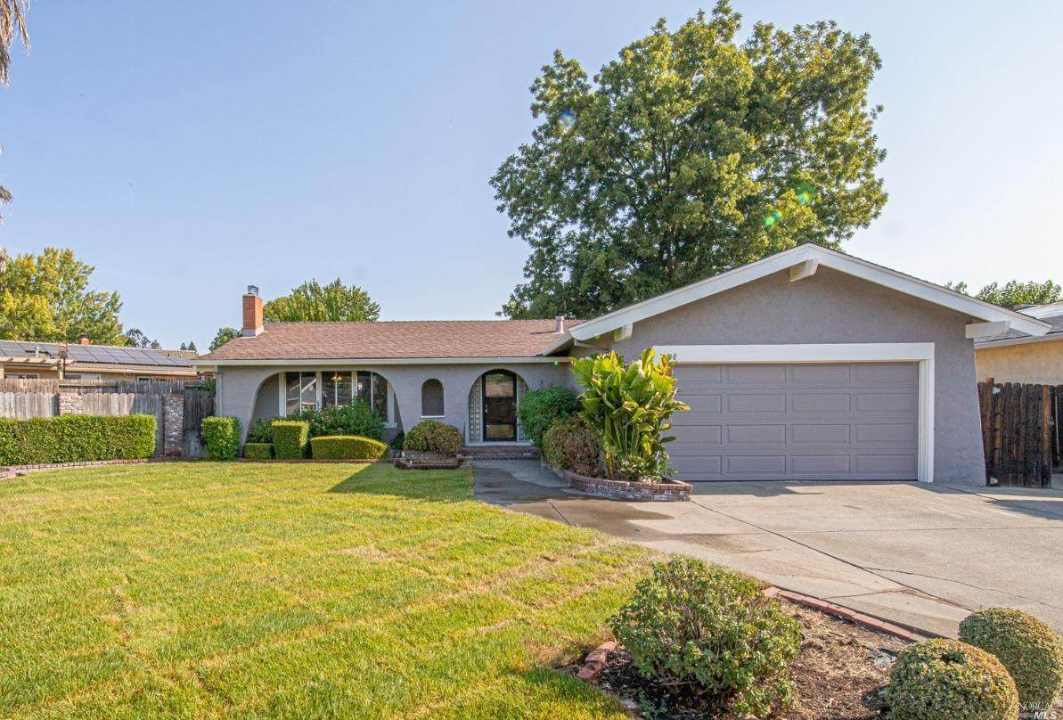 730 Corte Crestview - Photo 1