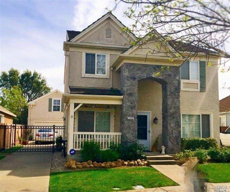 5252 Trophy Drive - Photo 1