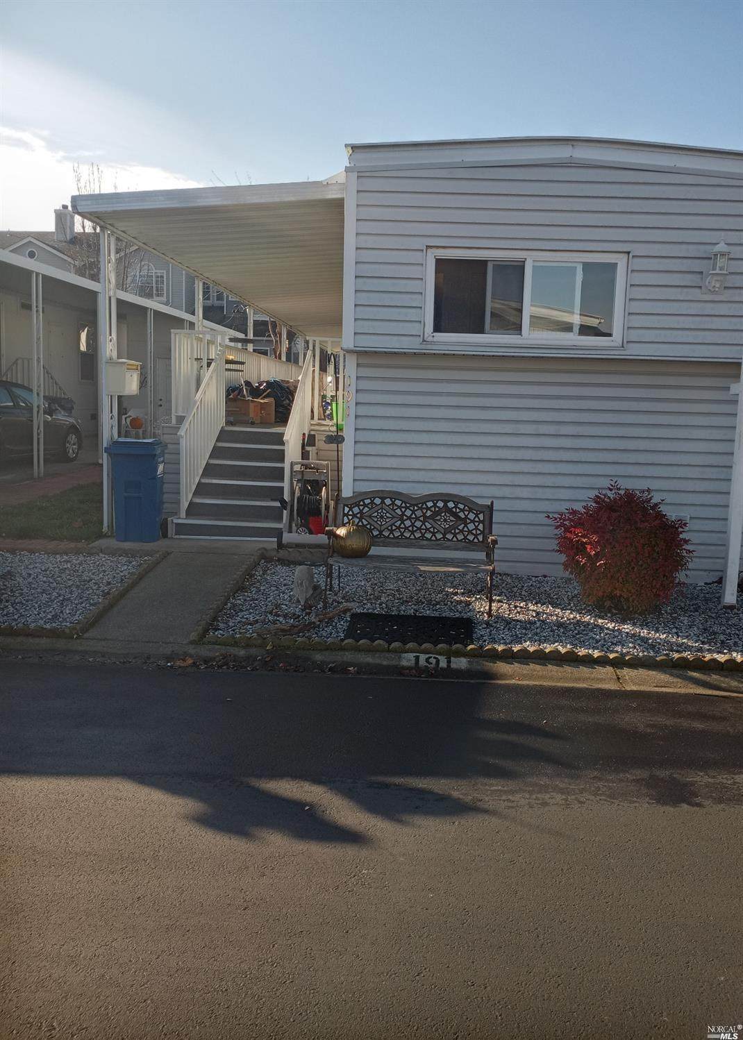 300 H Street - Photo 1