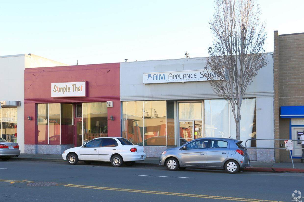 905 Tennessee Street - Photo 1