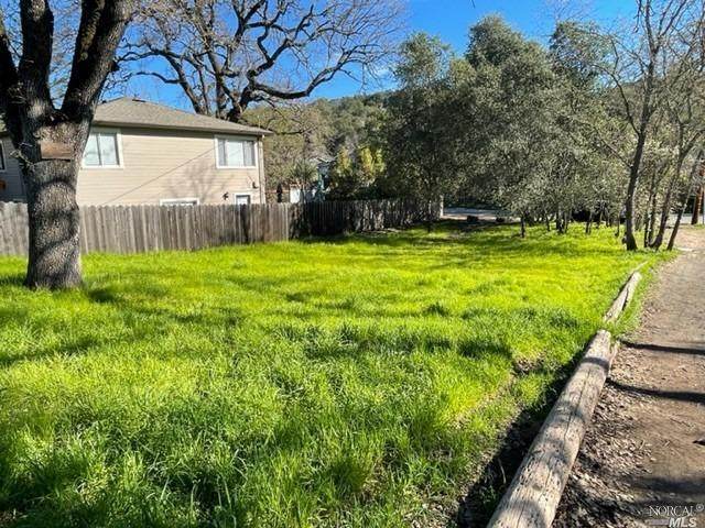 17840 Highland Boulevard - Photo 1