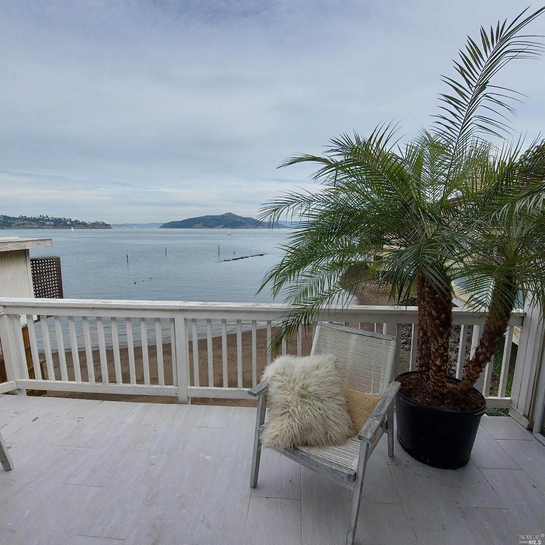 207 Valley Street - Photo 1