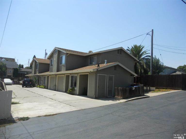 420 Montezuma Street - Photo 1