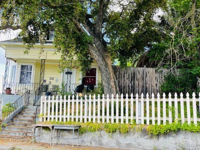 303 Center Street - Photo 1