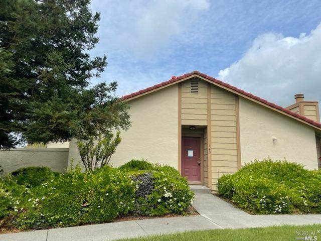 140 Park Place Drive - Photo 1