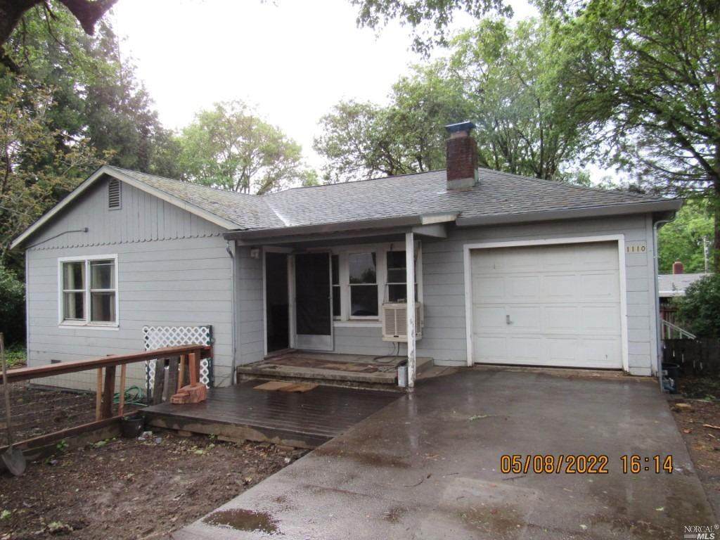 1110 Poplar Avenue - Photo 1