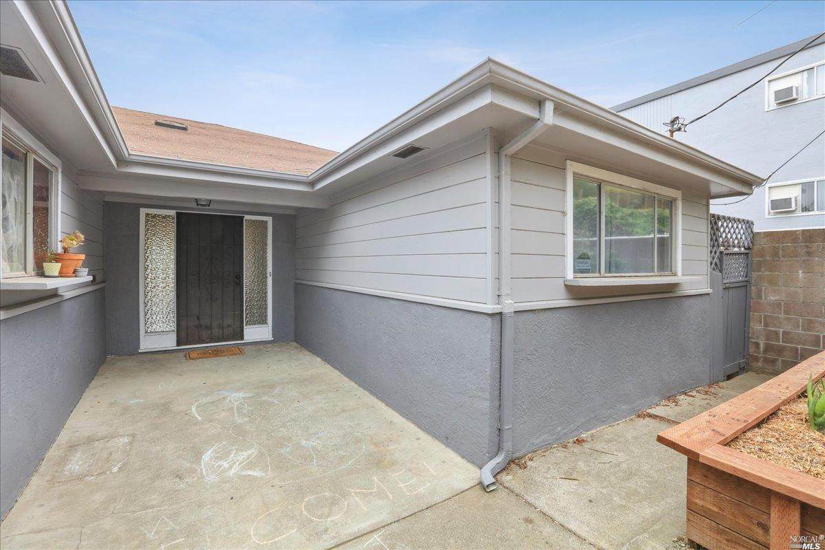 1722 Santa Clara Street - Photo 1