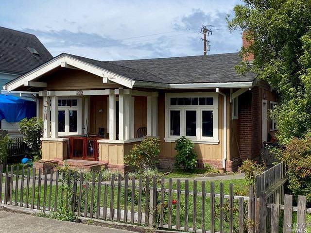 545 Mcpherson Street - Photo 1